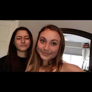 Meet your Posher, Caraline